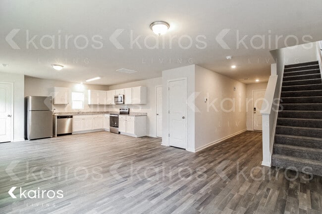 Building Photo - 462 Waterview Ct