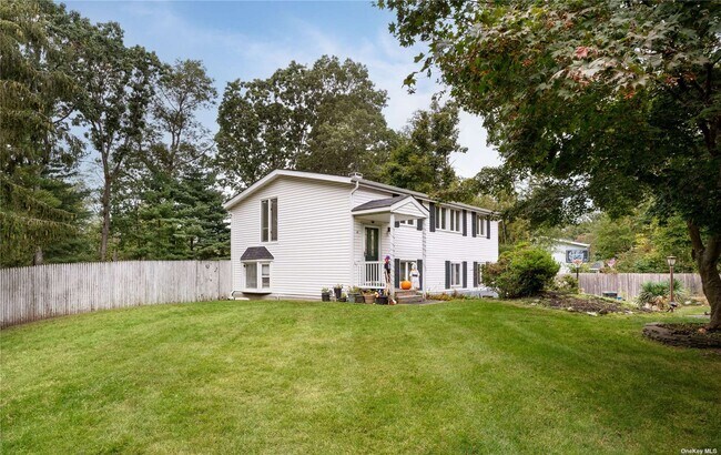 Building Photo - 25 Woodchuck Ln