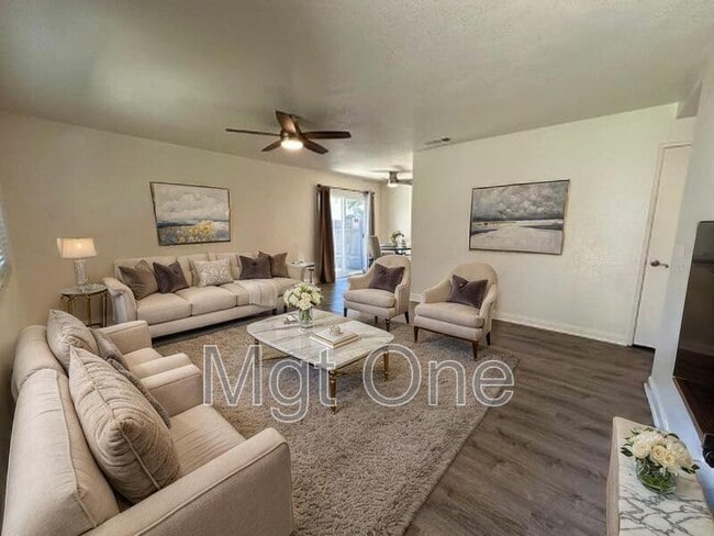 Foto del edificio - 12213 Orchid Ln