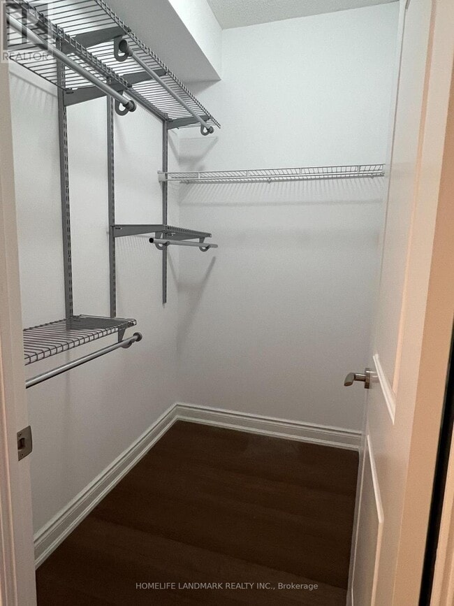 Building Photo - 38 Cedarland Dr