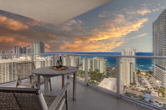 Building Photo - 4010 S Ocean Dr