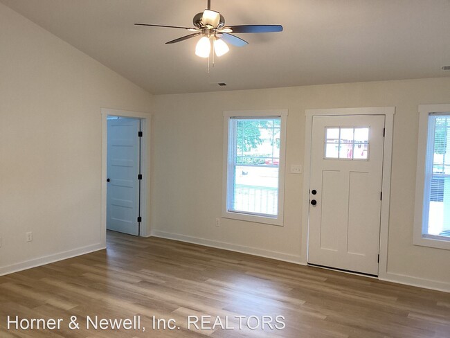 Building Photo - 3 br, 2 bath House - 705 3rd Street