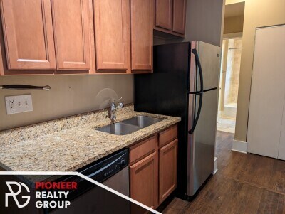 Foto principal - 3449 N Wolcott Ave