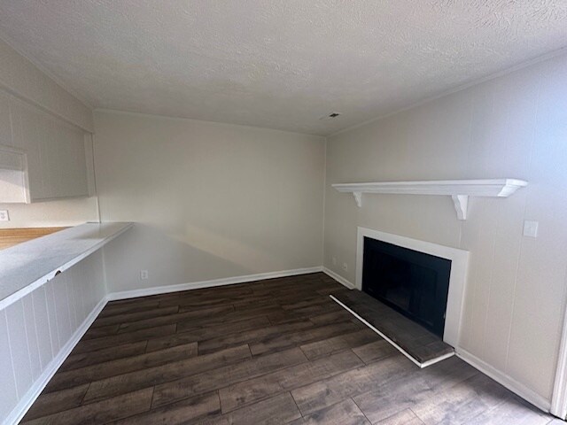 Foto del edificio - 9137 Cedarpark Ln NW