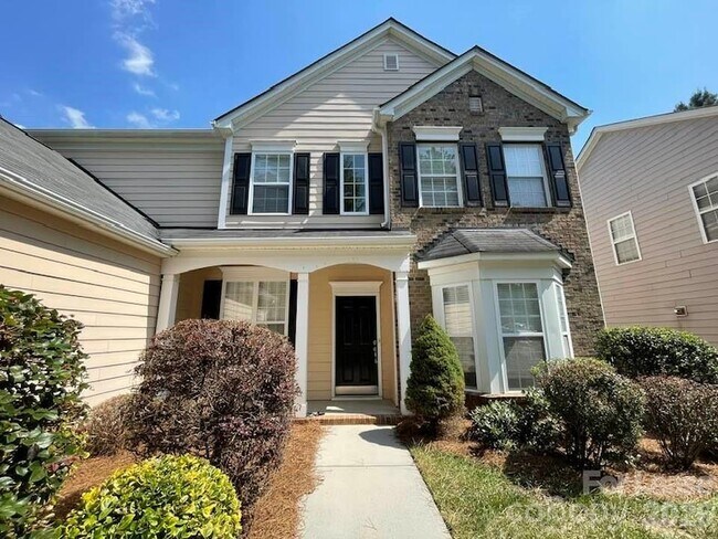 Foto del edificio - 10345 Falling Leaf Dr NW