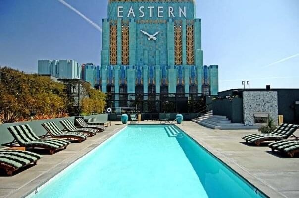 Foto del edificio - 849 S Broadway