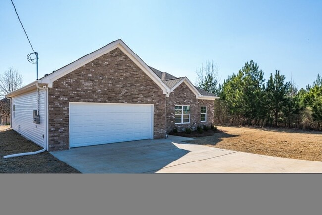 Building Photo - 1205 10th Way