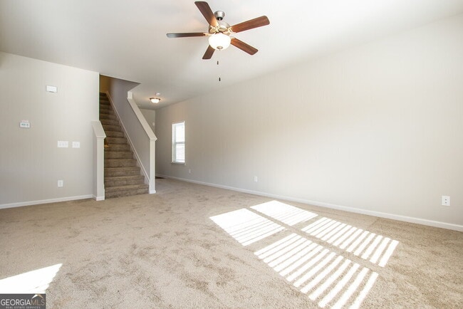 Building Photo - 62 Fern Walk