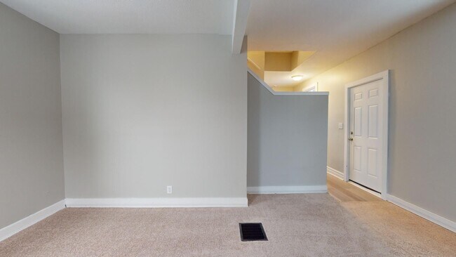 Building Photo - 3332 Walton Ave
