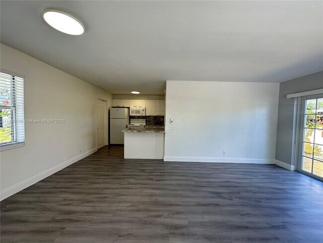 Foto del edificio - 1413 N Dixie Hwy