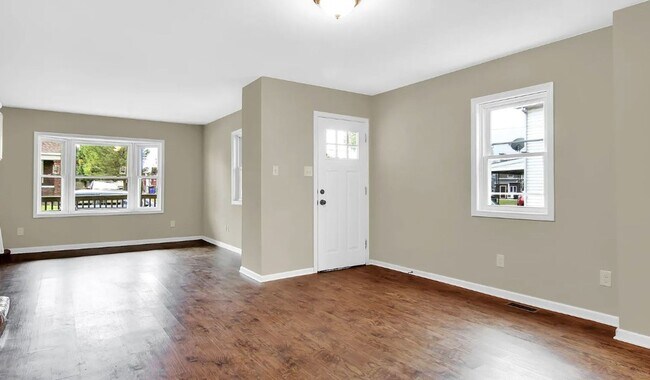 Foto del edificio - Bright 3 Bedroom, 2 Bath Home In East Pennsboro!