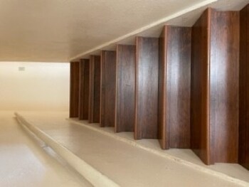 stairway - 7030 Fair Oaks Ave