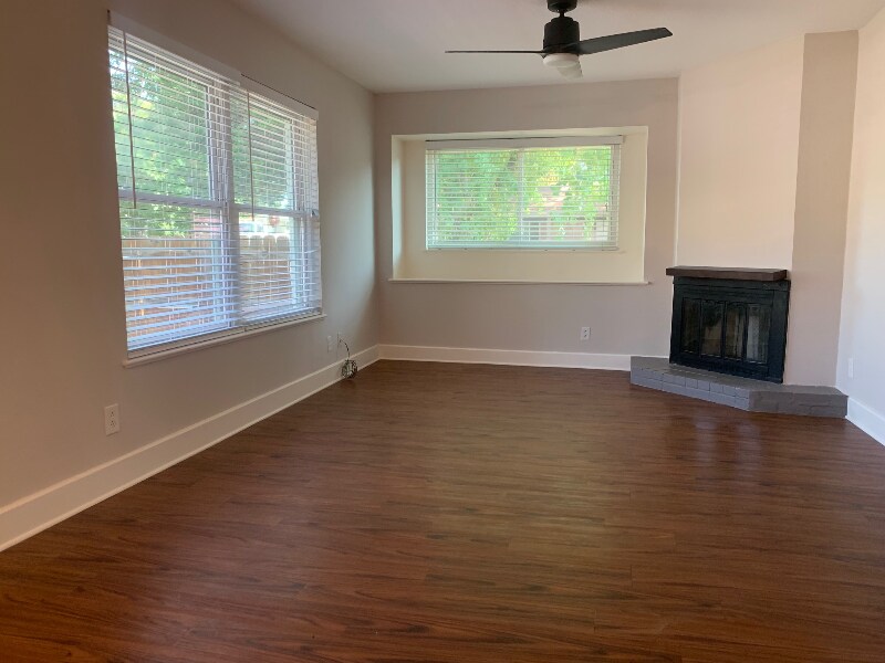 Primary Photo - 1501 Braes Ridge Dr
