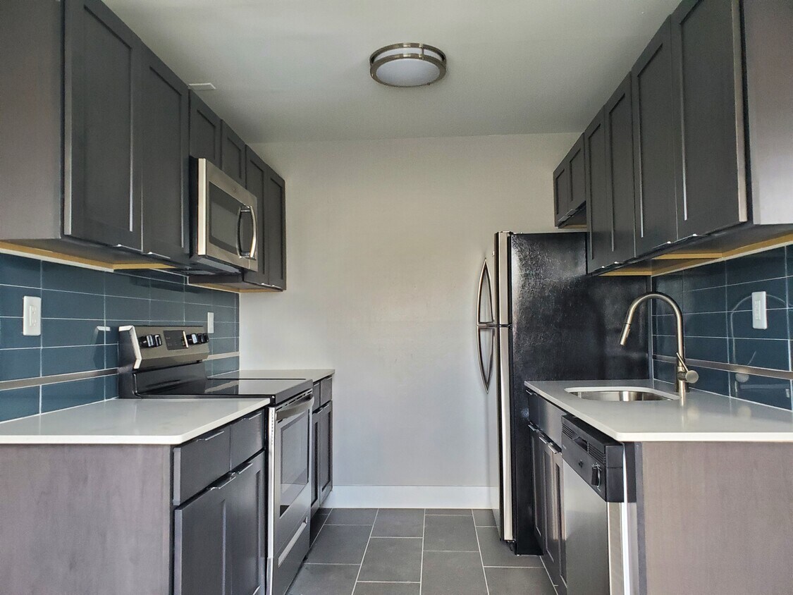 Emerson Flats Apartments 900 Emerson St Philadelphia, PA