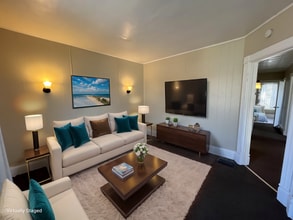 Building Photo - 44 Genesee St