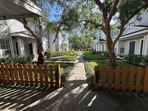 Building Photo - 603 S Dakota Ave