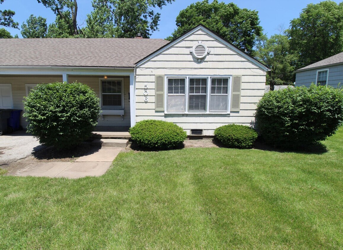 Foto principal - 1 Bedroom 1 Bath Duplex in Navy Hill Area ...