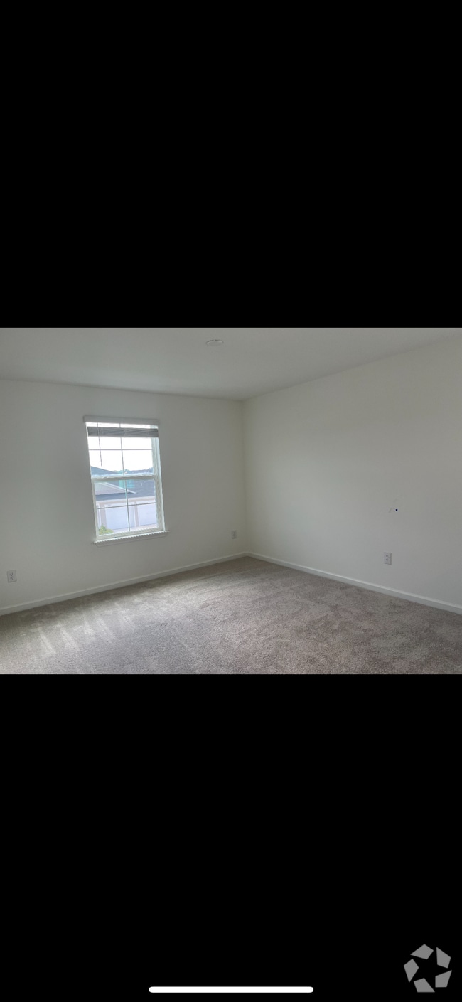 Building Photo - 9326 SW 57th Ter