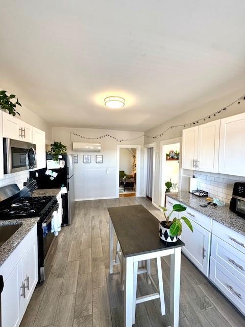 Foto del edificio - 22-22 10th St