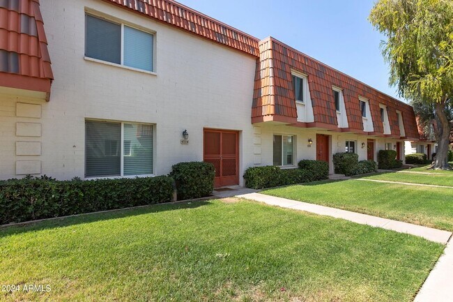 Foto del edificio - 4004 N Granite Reef Rd