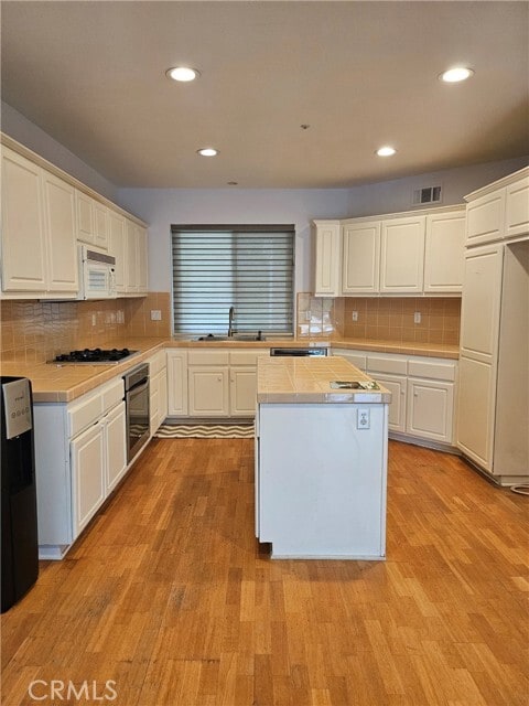 Building Photo - 2180 Palmetto Terrace