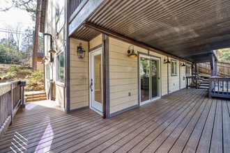 Building Photo - 2116 Bernina Dr