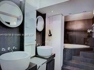 Foto del edificio - 1904 S Ocean Dr