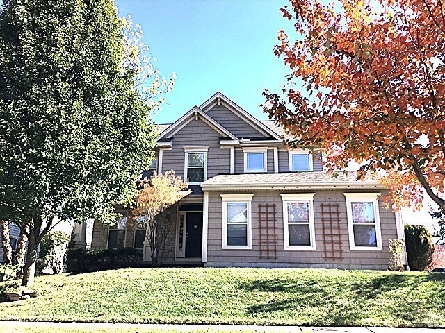 Building Photo - 270 Huntington Dr