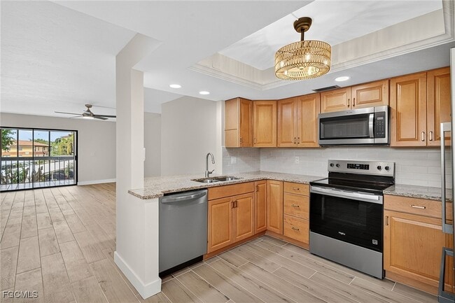 Foto del edificio - 6136 Whiskey Creek Dr