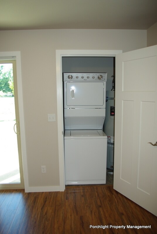 Foto del edificio - 2003 Aaron Dr