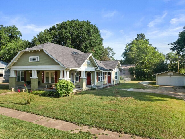 Foto del edificio - Charming, Updated 3-Bedroom, 2-Bath Home in Gilmer!