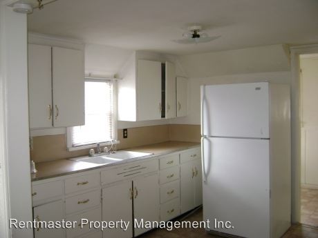 Building Photo - 608 Lomax St