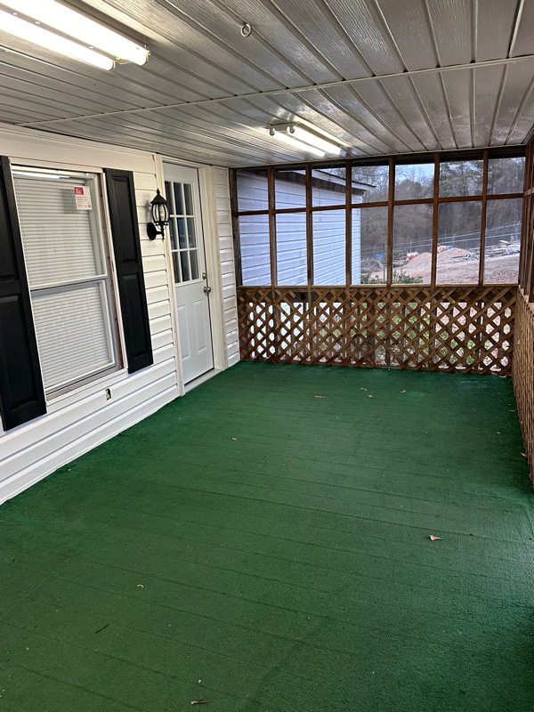 Building Photo - 546 Burnett Dr