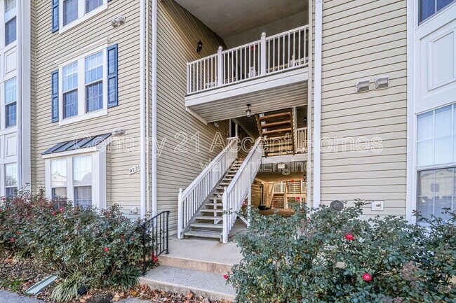 Foto del edificio - 9220 Cardinal Forest Ln