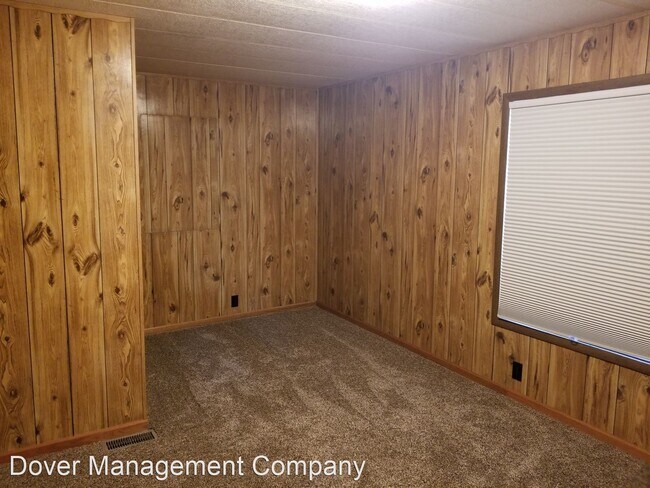 Foto del edificio - 3 br, 1 bath House - 319 S. Hall Street