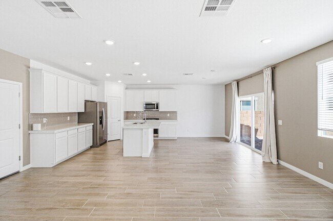 Building Photo - Spacious Southwest Las Vegas Home with Large Loft & Expansive Backyard