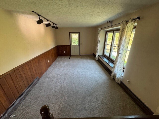 Building Photo - 12567 Girdled Rd