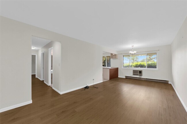 Foto del edificio - 1616 Old Country Rd
