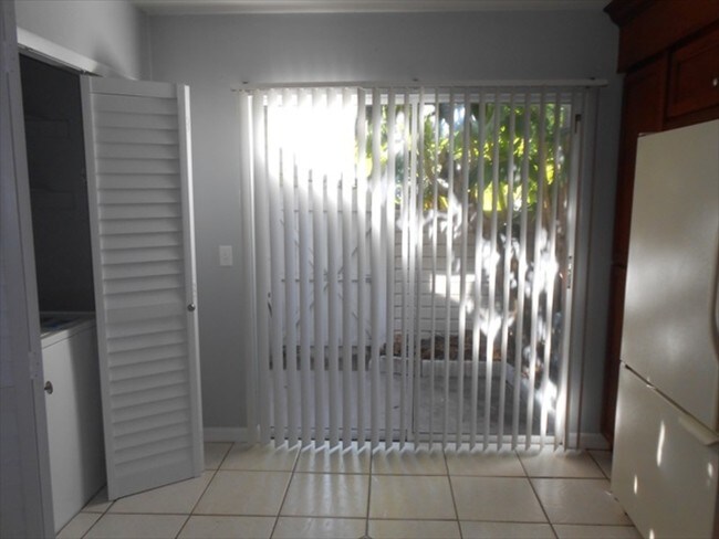 Foto del edificio - 1405 Cricket Ct