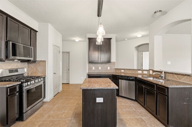 Foto del edificio - 5907 Water Violet Ln