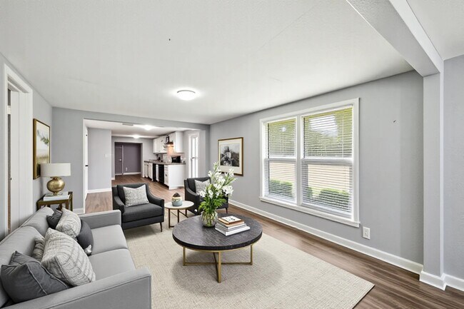 Foto del edificio - 110 Maplewood St