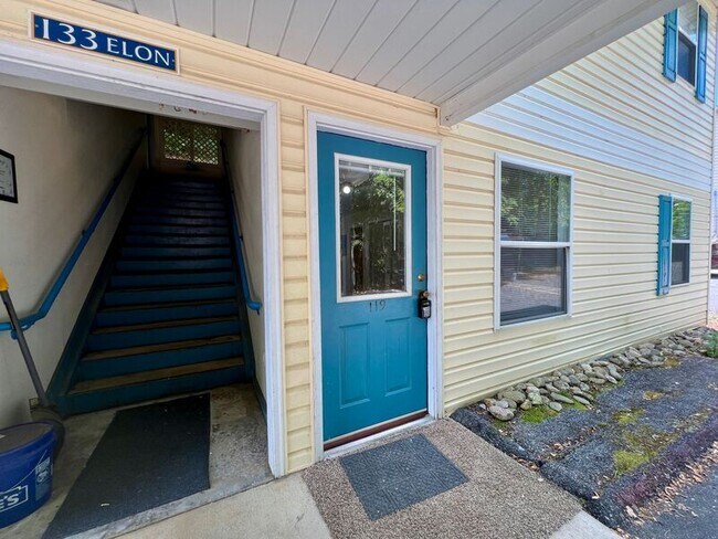 Building Photo - 133 Citadel Dr