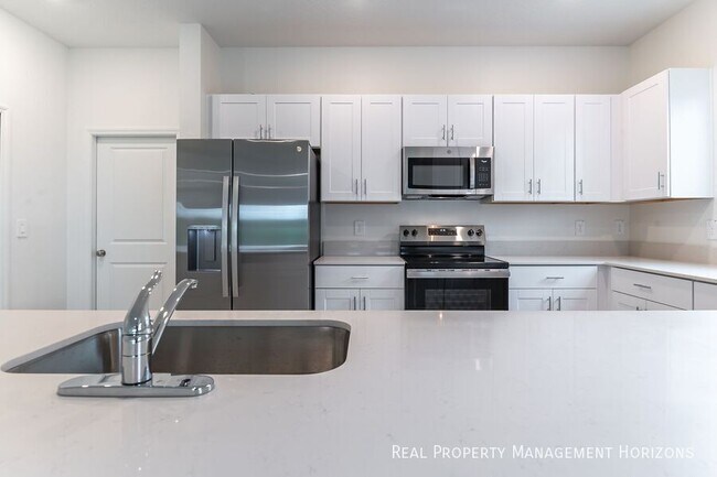 Foto del edificio - 13453 Noble Garnet Ln