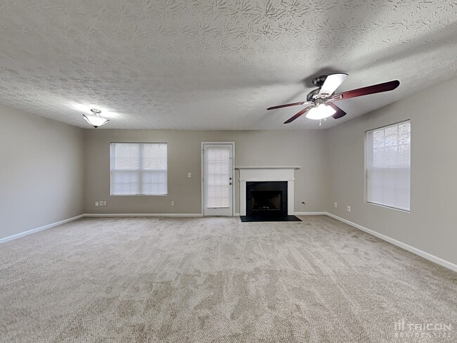 Building Photo - 6090 Flagstaf Walk