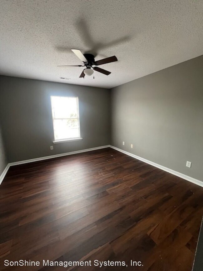 Foto del edificio - 3 br, 2 bath House - 525 H Third Loop rd