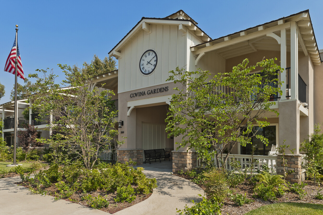 Foto principal - Covina Gardens - 55 and over community