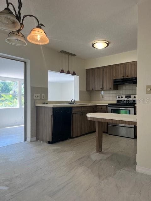 Building Photo - 300 94th Ave N