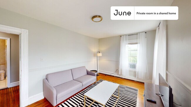 Foto del edificio - Room in Shared 4 bed/2 bath home in Allston