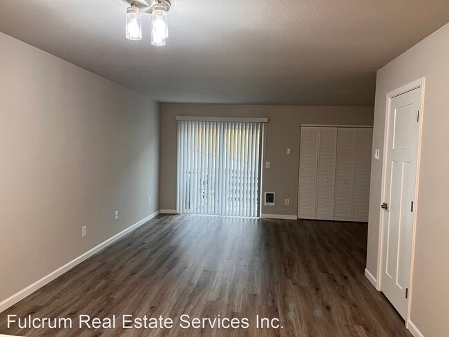 Building Photo - 3 br, 1.5 bath House - 247 Norpoint Way NE