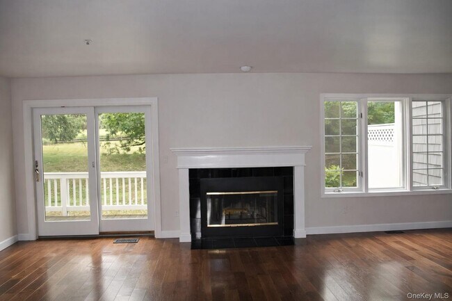 Foto del edificio - 42 Clarewood Dr